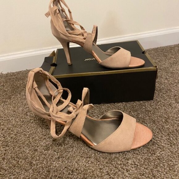 Worthington Women's NIB Blush Faux Suede Strappy Sandals w Ankle Ties shoes Sz11 - Picture 1 of 8